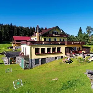  Gasthof Bauernhofpension Runenhof